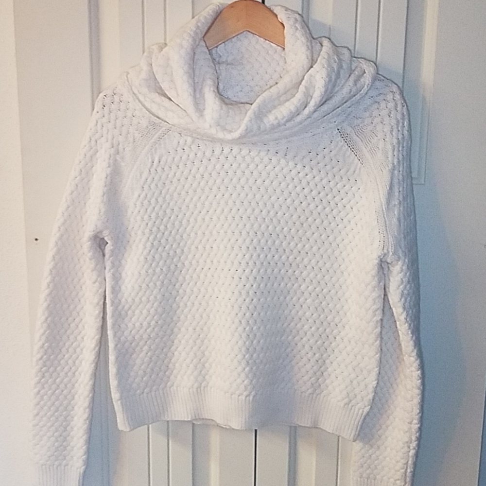New York Company cowl neck